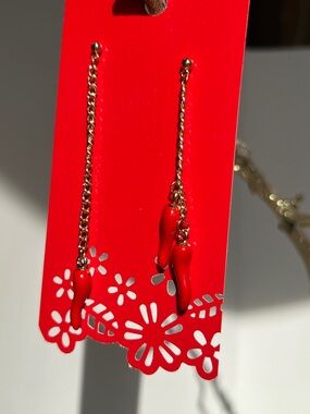 Asymmetric Gold-Chain Red Hot Fire Chili Drop Earrings - Women Jewelry